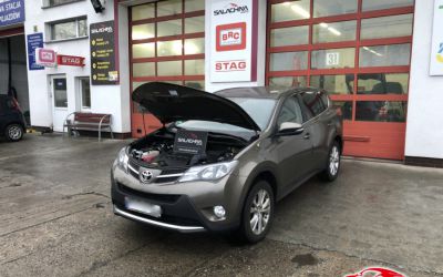 TOYOTA RAV 4 2.0