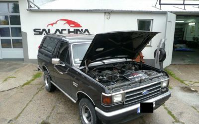 FORD BRONCO