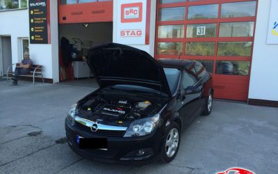 OPEL ASTRA GTC 1.8